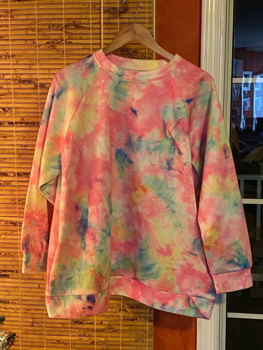 Colorful Tie-Dye Crewneck Sweatshirt - Pastel Rainbow